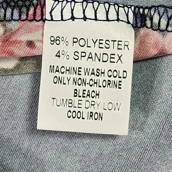 PAPERMOON Strappy Tank Top‎ 2X Navy Blue with Red Yellow White Floral Flowy Soft - Picture 7 of 11